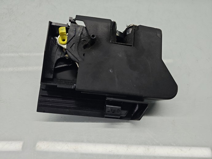 Broasca usa stanga spate Dacia Sandero 3 [Fabr 2020-prezent] Stepway 825033865R