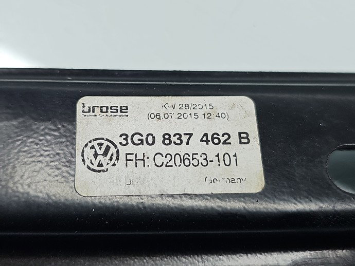 Macara electrica geam dreapta fata Volkswagen Passat B8 (3G2) [Fabr 2015-prezent] Sedan 4G0837462B