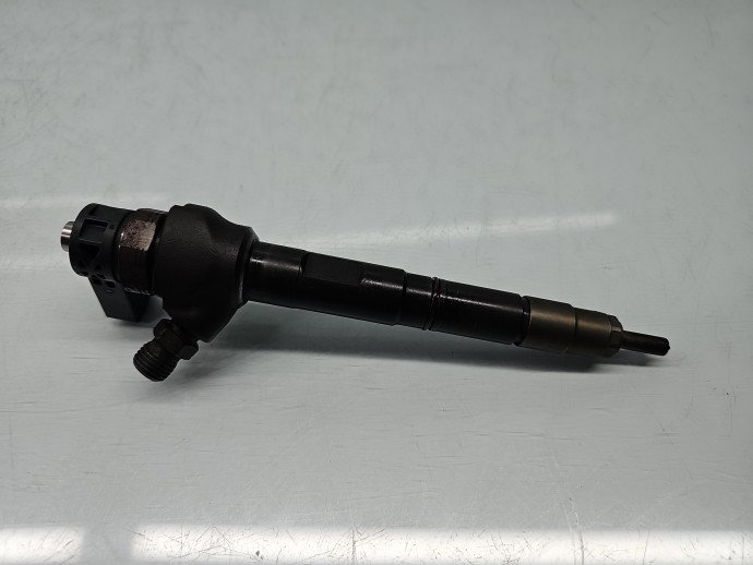 Injector Volkswagen Golf 6 (5K1) [Fabr 2009-2013] 04L130277AJ 1.6 TDI CAYC 77KW / 105CP