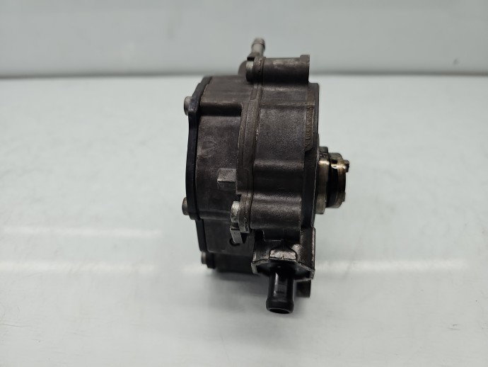 Pompa vacuum AUDI A3 (8P1) [Fabr 2003-2012] 038145209H 2.0 TDI BMM 103KW / 140CP