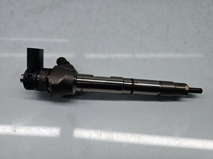 Injector AUDI Q5 (8RB) [ Fabr 2008-2016] 04L130277AE 2.0 TDI DDDA 140KW / 190CP
