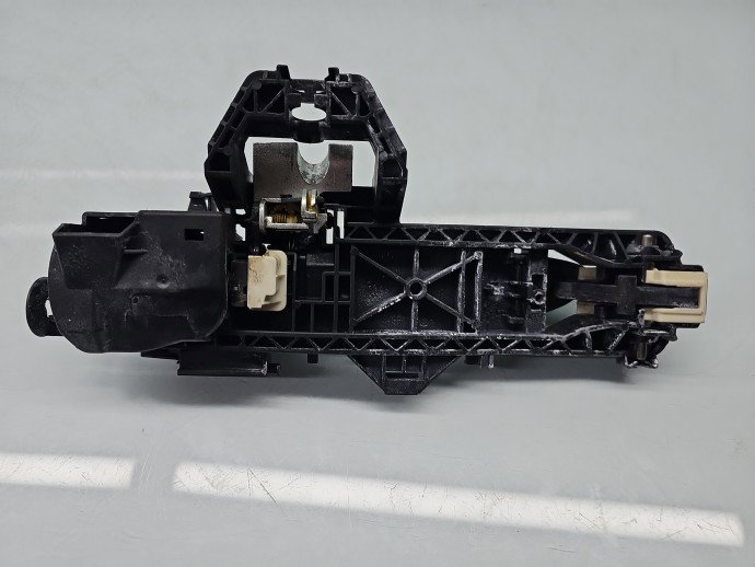 Maner usa dreapta fata Mercedes Clasa C (W204) [Fabr 2007-2014] Sedan AMG 792 Argintiu Palladm
