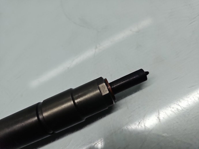 Injector Volkswagen Golf 6 (5K1) [Fabr 2009-2013] 03L130277J 2.0 TDI CFGB 125KW / 170CP