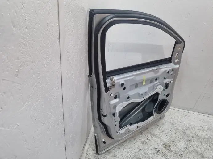 Usa stanga fata Ford Kuga II [Fabr 2012-prezent] Titanium Moondust Silver