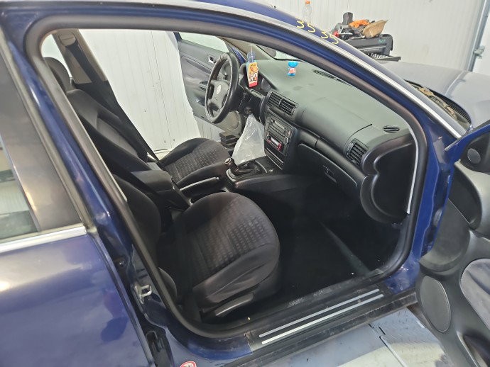 Cheder usa dreapta fata Volkswagen Passat B5.5 (3B3) [Fabr 2000-2004] Sedan  OEM