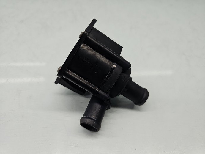 Pompa recirculare apa AUDI A4 (8K2, B8) [Fabr 2008-2015] 06H121601M 2.0 TDI CJCD 110KW / 150CP