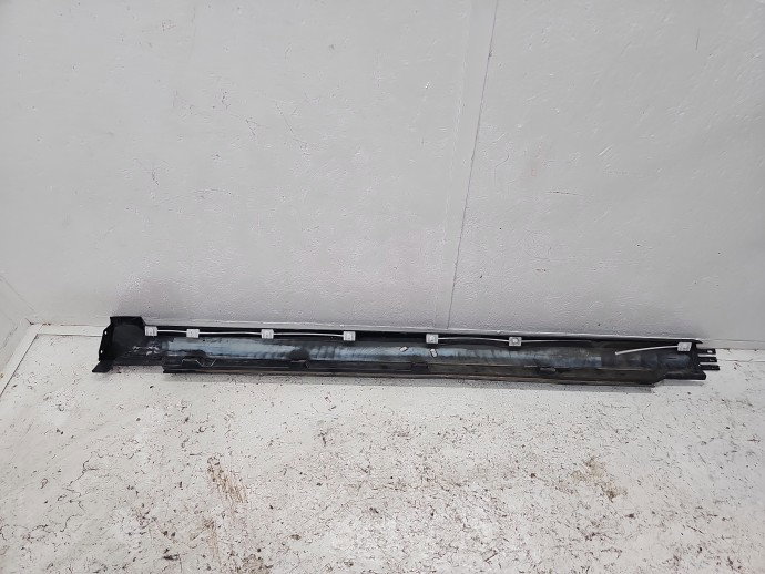 Prag lateral stanga Volkswagen Passat B7 (365) [Fabr 2010-2014] Break Facelift OEM