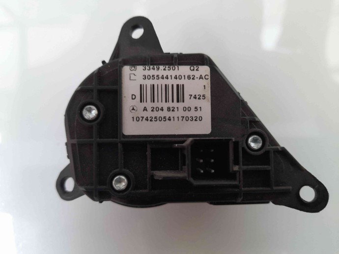 Buton comenzi volan A2048210051 Mercedes Clasa C (W204) [Fabr 2007-2014] 