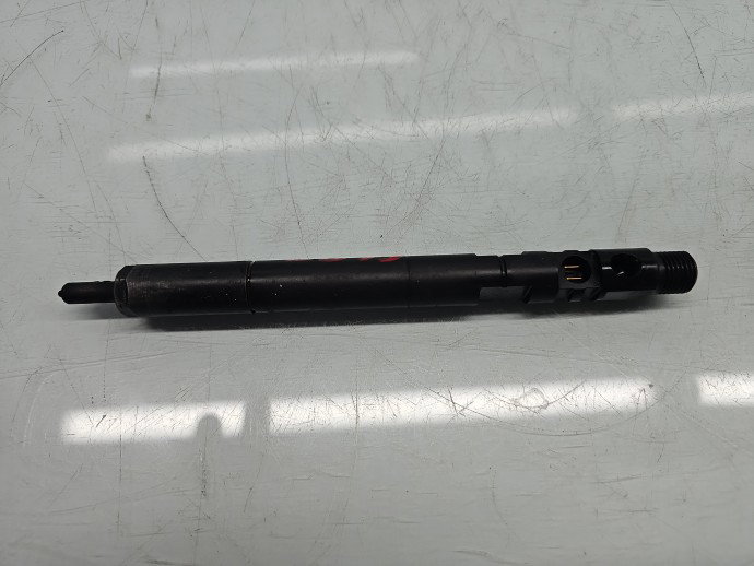Injector Mercedes Clasa C (W204) [Fabr 2007-2014] A6460700987 2.2 CDI 646811 125KW / 170CP