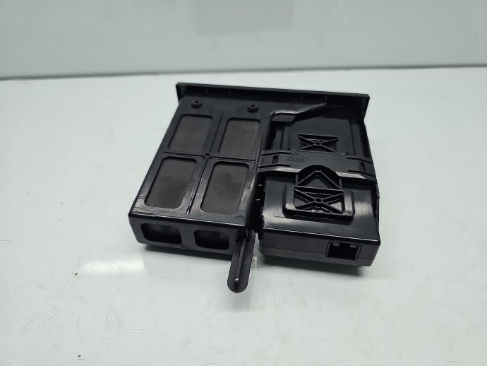 Conector auxiliar USB Volkswagen Passat CC (358) [Fabr 2012-2016] 5N0035341F