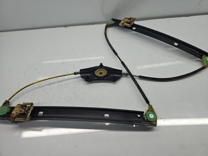 Macara electrica geam dreapta fata AUDI A4 (8K2, B8) [Fabr 2008-2015] Sedan S-line, Quattro 8K0837462D