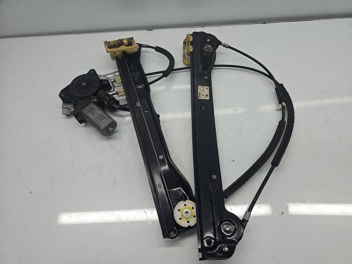 Macara electrica geam dreapta fata MINI Paceman (R61) [Fabr 2013-prezent] 9808786