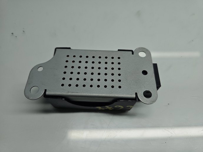 Amplificator antena Volkswagen Golf 6 (5K1) [Fabr 2009-2013] 5M0035570B