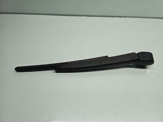 Brat stergator haion Volkswagen Golf 6 (5K1) [Fabr 2009-2013] OEM