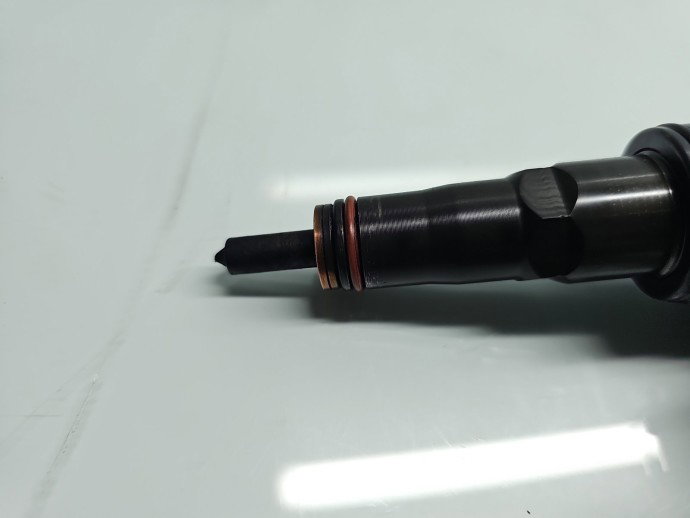 Injector Skoda Fabia 1 (6Y2) [Fabr 1999-2008] 038130073AJ 1.9 TDI AWX 96KW / 131CP