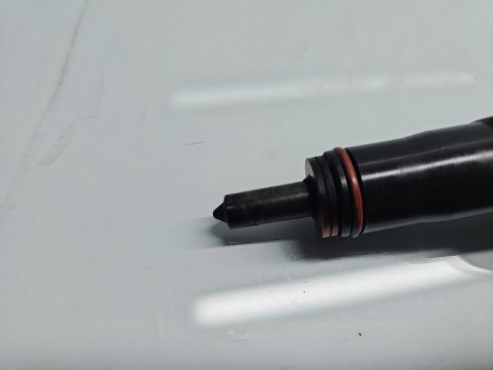 Injector Volkswagen Golf 4 (1J1) [Fabr 1997-2004] 038130073AJ 1.9 TDI AWX 96KW / 131CP