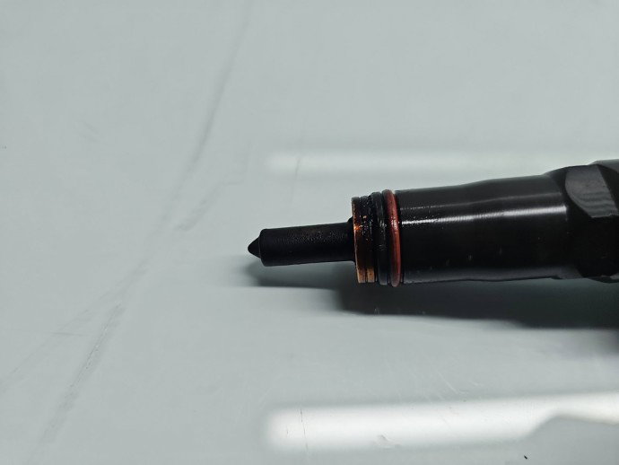 Injector Volkswagen Golf 4 (1J1) [Fabr 1997-2004] 038130073AJ 1.9 TDI AWX 96KW / 131CP