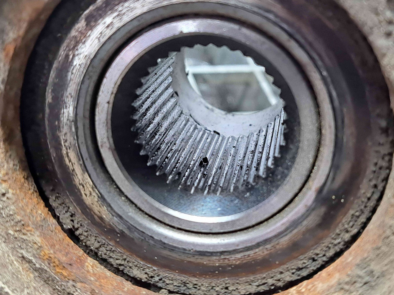 Fuzeta fata stanga Volkswagen Touran (1T1, 1T2) [Fabr 2003-2010] OEM 1.9 TDI AVQ 1.9 TDI AVQ 74KW / 100CP - imagine 3