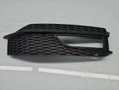 Grila proiector dreapta AUDI A4 (8K2, B8) [Fabr 2008-2015] Sedan S-line, Quattro 8K0807682M