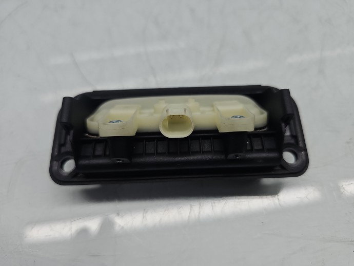 Buton deschidere portbagaj Mercedes Clasa C (W204) [Fabr 2007-2014] A2047500293