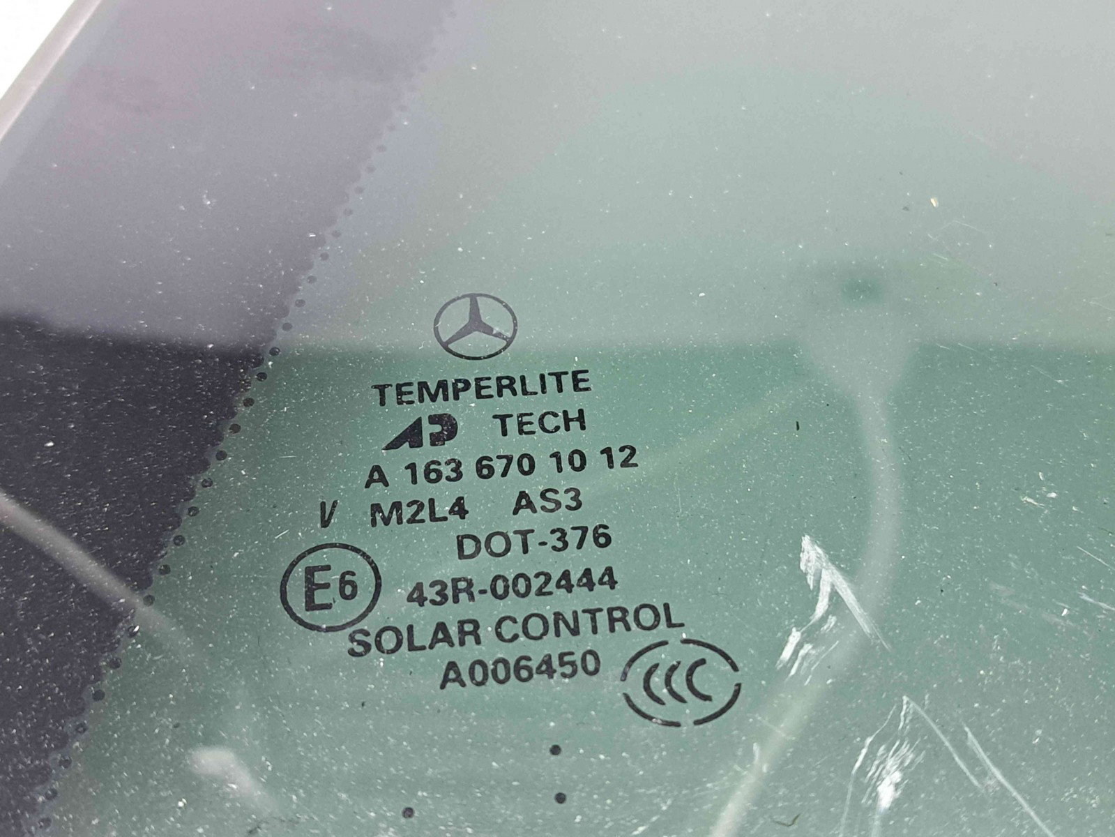 Geam fix usa dreapta spate Mercedes Clasa ML (W163) [Fabr 1998-2005] OEM - imagine 2