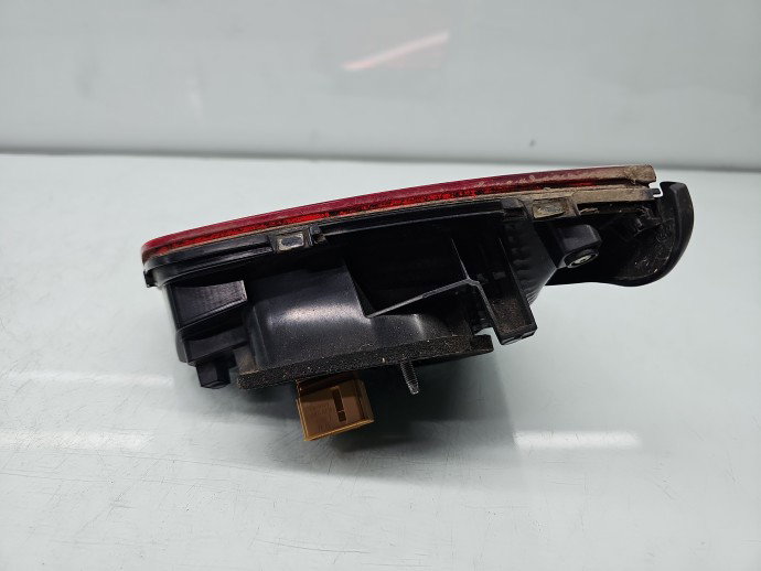 Stop haion stanga Volkswagen Passat B8 (3G2) [Fabr 2015-prezent] Sedan OEM