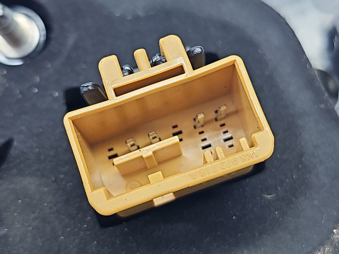 Stop haion stanga Volkswagen Passat B8 (3G2) [Fabr 2015-prezent] Sedan OEM