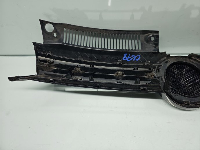 Grila bara fata Volkswagen Golf 6 (5K1) [Fabr 2009-2013] Hatchback 5K0853653