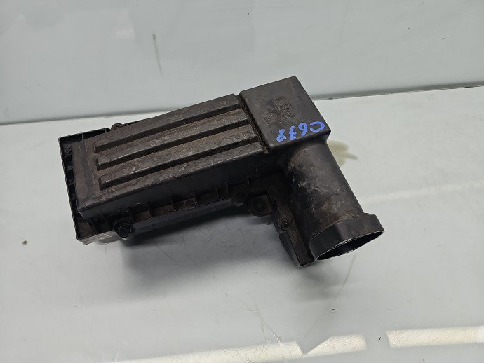 Carcasa filtru aer Volkswagen Golf 6 (5K1) [Fabr 2009-2013] OEM 1.6 TDI CAYC 77KW / 105CP