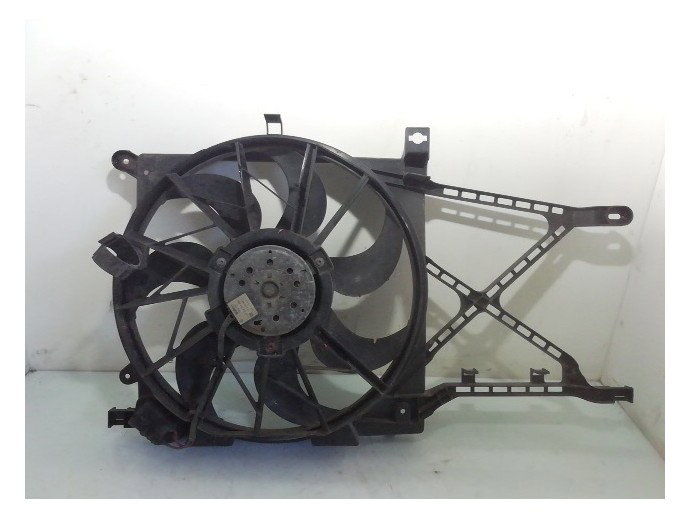 Electroventilator Opel Zafira B 1.6 benz 13205947 2006-2011