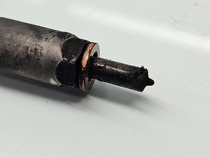 Injector Ford Focus C-Max [Fabr 2003-2007] 9M5Q-9F593-AA 1.6 TDCI G8DD 80KW / 109CP