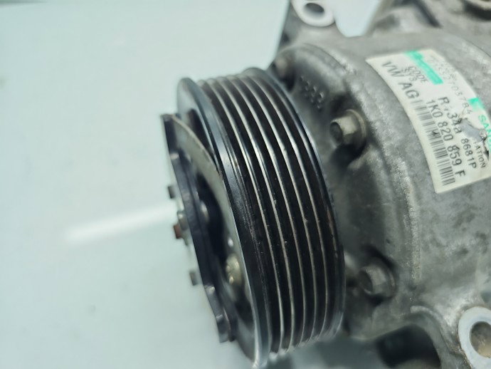 Compresor clima Volkswagen Golf 5 Plus (5M1) [Fabr 2005-2008] 1K0820856F 1.9 TDI BLS 77KW / 105CP