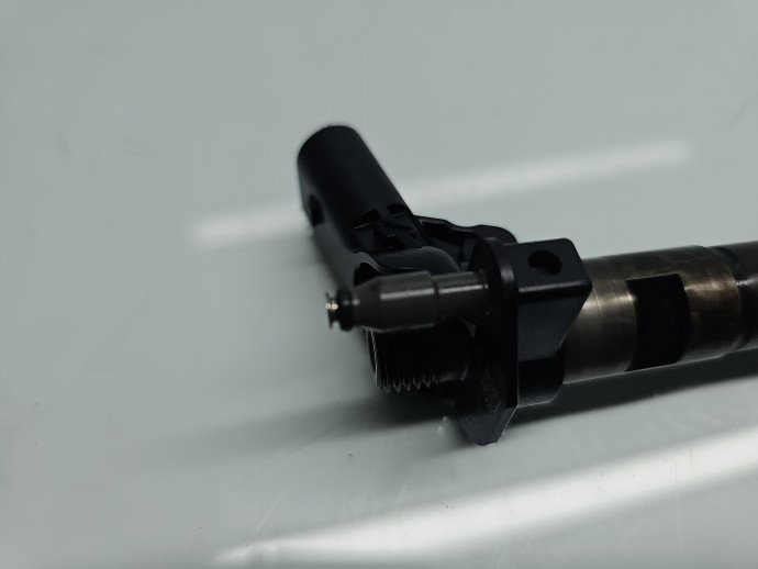 Injector Volkswagen Passat B6 (3C2) [Fabr 2005-2010] 03L130277 2.0 TDI CBAB 103KW / 140CP