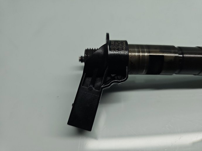 Injector Volkswagen Passat B6 (3C2) [Fabr 2005-2010] 03L130277 2.0 TDI CBAB 103KW / 140CP