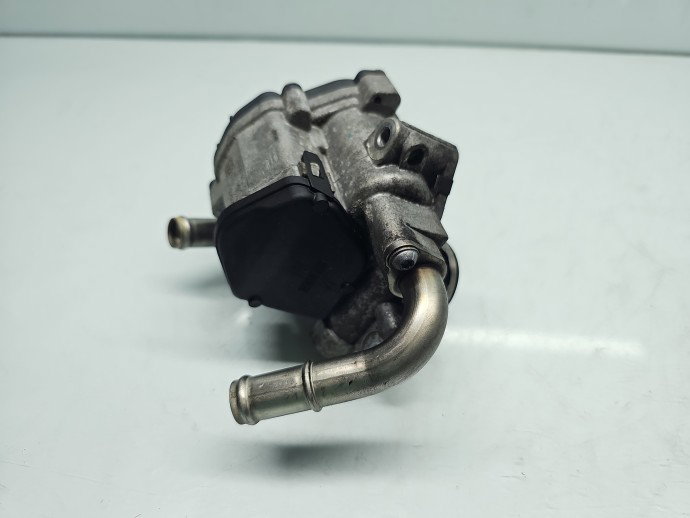 Supapa EGR Volkswagen Passat B8 (3G2) [Fabr 2015-prezent] 04L131501 1.6 TDI DCXA 88KW / 120CP