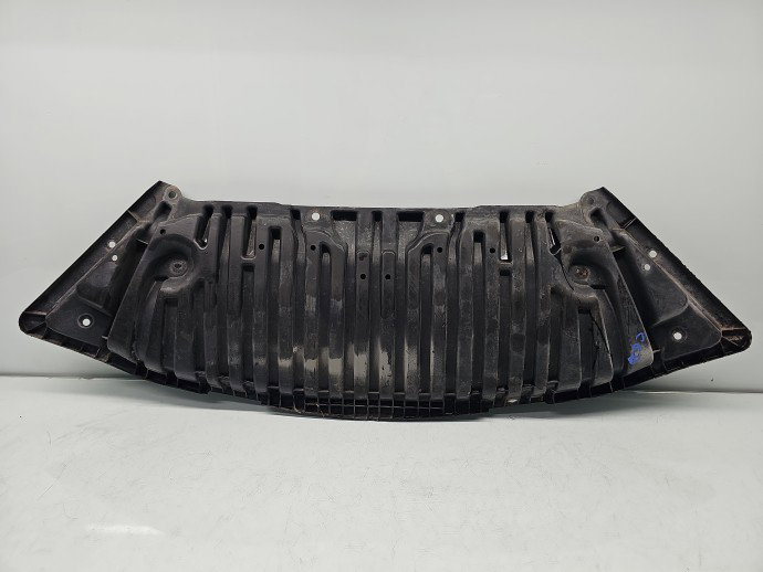Scut sub bara Mercedes Clasa C (W204) [Fabr 2007-2014] Sedan AMG A2045200723