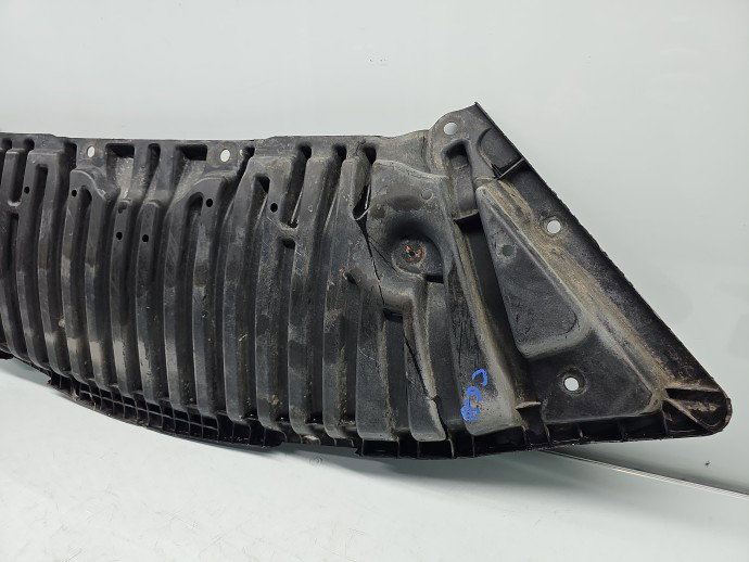 Scut sub bara Mercedes Clasa C (W204) [Fabr 2007-2014] Sedan AMG A2045200723