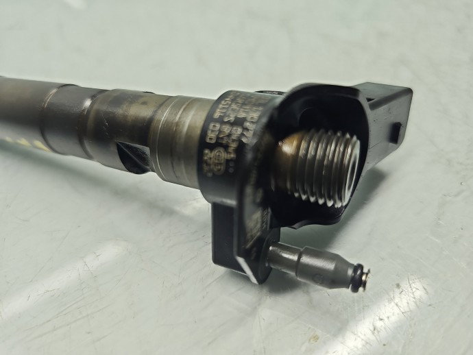 Injector AUDI A4 (8K2, B8) [Fabr 2008-2015] 03L130277 2.0 TDI CBAB 103KW / 140CP