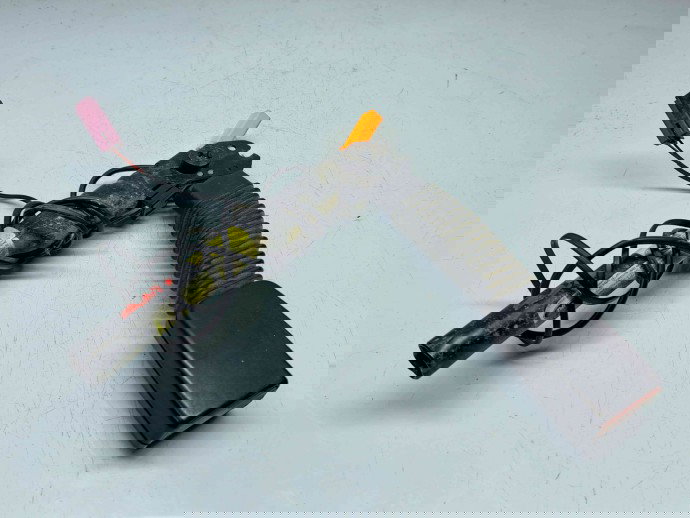  Capsa centura stanga fata Ford Focus 2 (DA) [Fabr 2004-2012] 4M51-A61209-AH