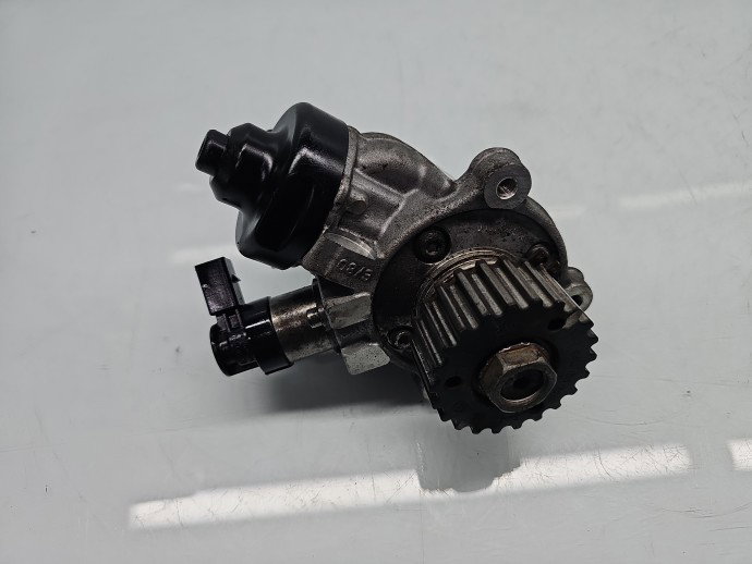 Pompa inalta presiune Seat Leon (5F1) [Fabr 2012-2018] 04L130755D 2.0 TDI CKFC 110KW / 150CP