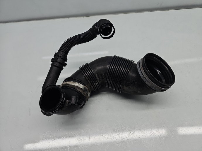 Tub admisie aer Seat Leon (5F1) [Fabr 2012-2018] 5Q0129635 2.0 TDI CKFC 110KW / 150CP