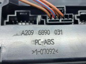  Butoane comenzi consola centrala Mercedes Clasa CLK (C209) [Fabr 2002-2009] A2096890031