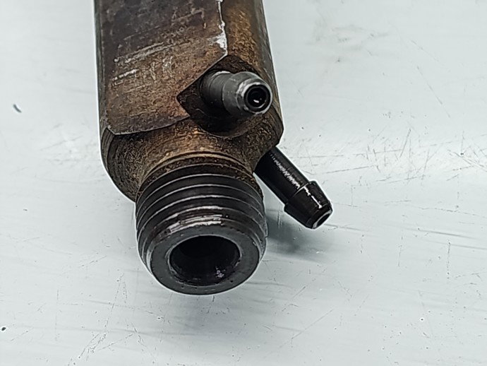 Injector Volkswagen Golf 4 (1J1) [Fabr 1997-2004] 028130202P 1.9 TDI ALH 66KW / 90CP