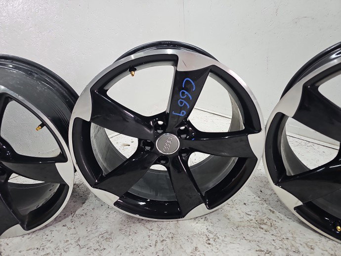 Set jante aliaj AUDI A4 (8K2, B8) [Fabr 2008-2015] Sedan S-line, Quattro 8K0601025CN