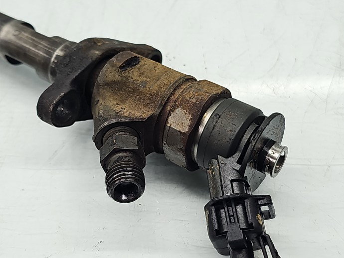 Injector Ford Focus 2 (DA) [Fabr 2004-2012] 9M5Q-9F593-AA 1.6 TDCI G8DD 80KW / 109CP