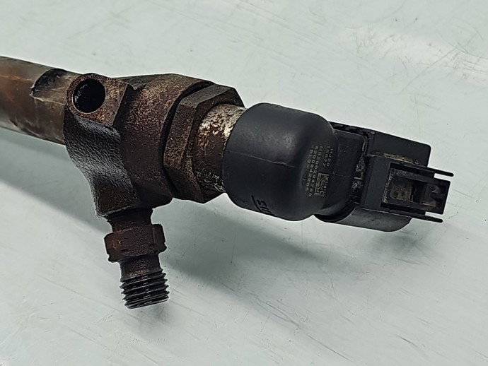 Injector Renault Megane 3 [Fabr 2008-2015] 8200842205 1.5 dCi K9K-37 81KW / 110CP
