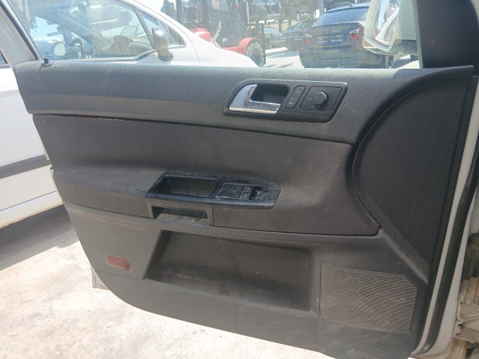Macara electrica geam stanga fata Volkswagen Polo (9N) [Fabr 2001-2008] Hatchback OEM