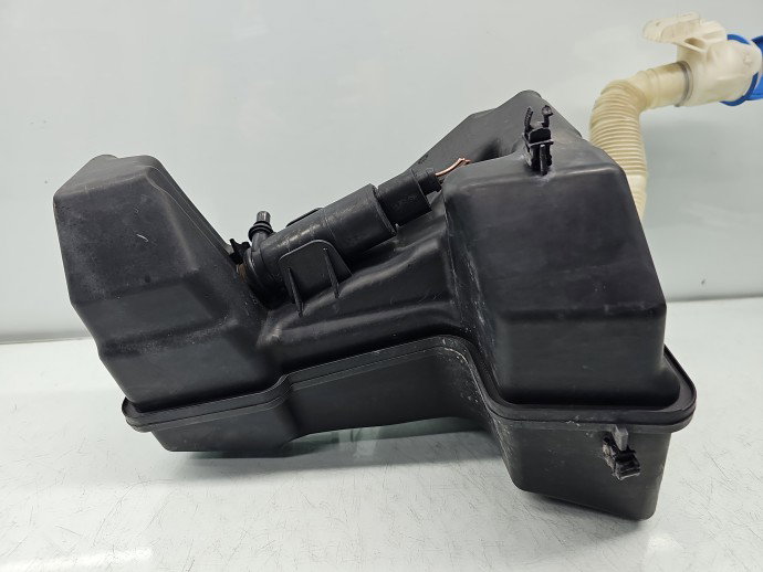 Vas lichid parbriz Volkswagen Golf 7 (5G) [Fabr 2014-prezent] 5G0955453K