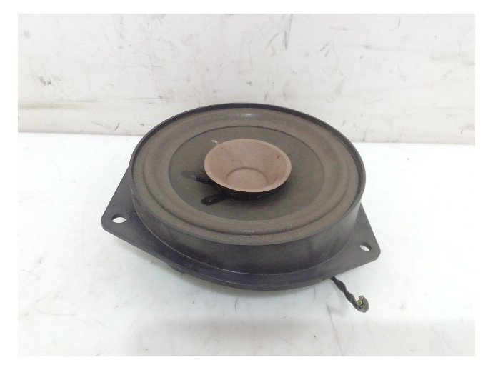 Boxa dreapta spate Opel Zafira B 1.8 benz 90379280 2006-2011
