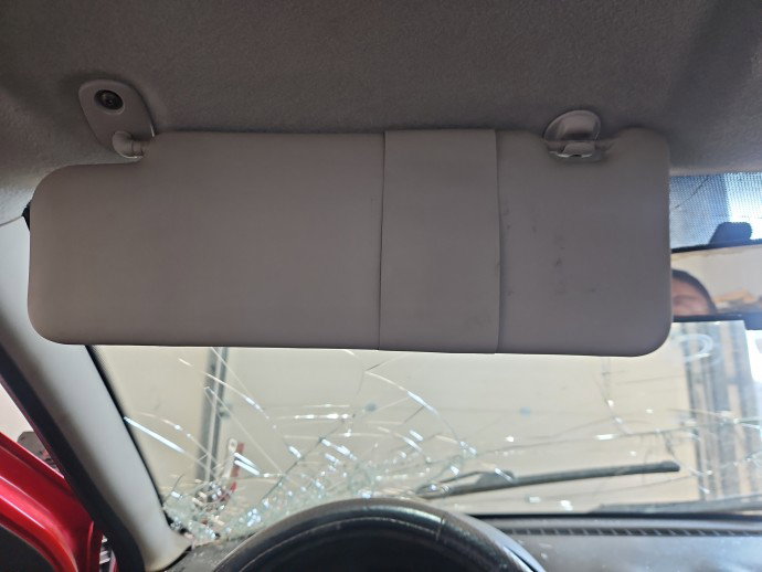 Parasolar stanga Dacia Sandero [Fabr 2008-2012] OEM